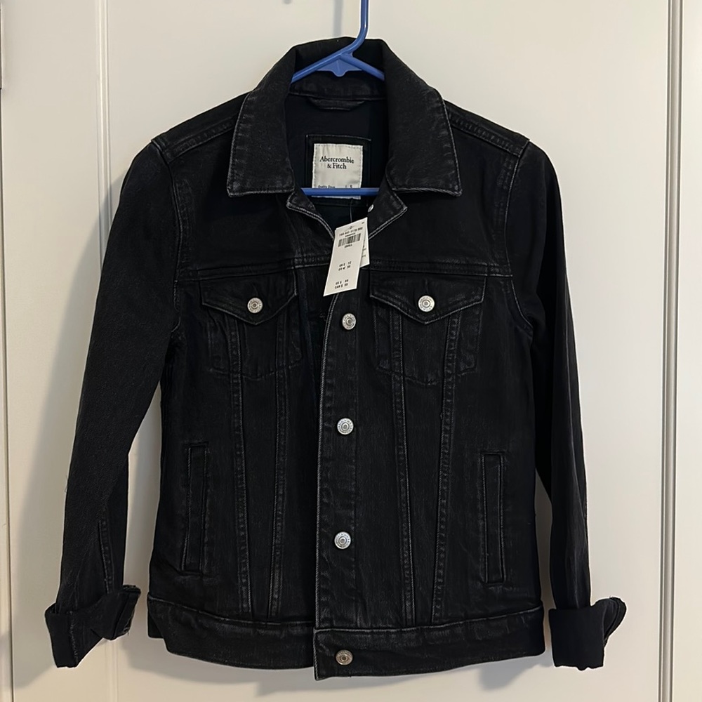NWT Abercrombie & Fitch denim jacket